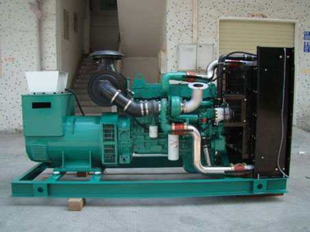 汉川1100kw康明斯柴油发电机组图片 汉川1100kw康明斯柴油发电机组图片